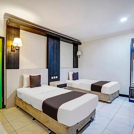 Capital O 91050 Grand Balqis Akasia Syariah Surabaya Luaran gambar